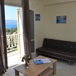 Polymnia Lassi Appartement *