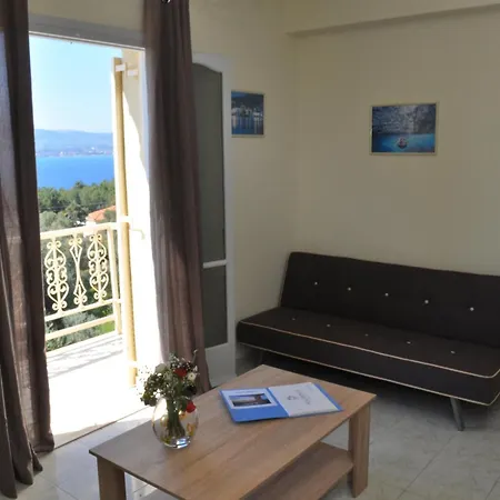 Polymnia Lassi Apartament *