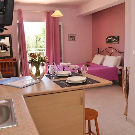 Polymnia Lassi Apartament *